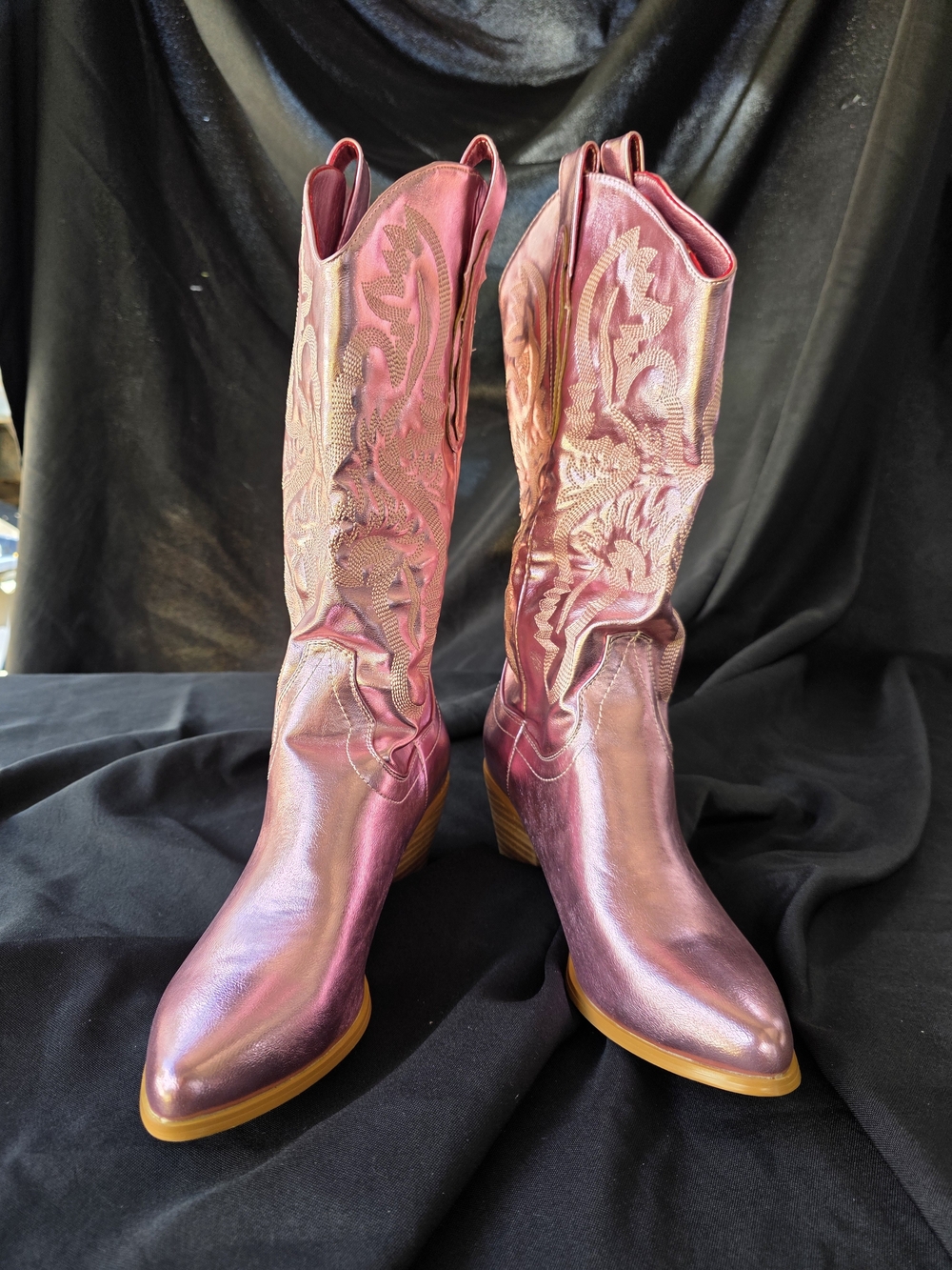 Women’s Metallic Pink Western Cowboy Boots